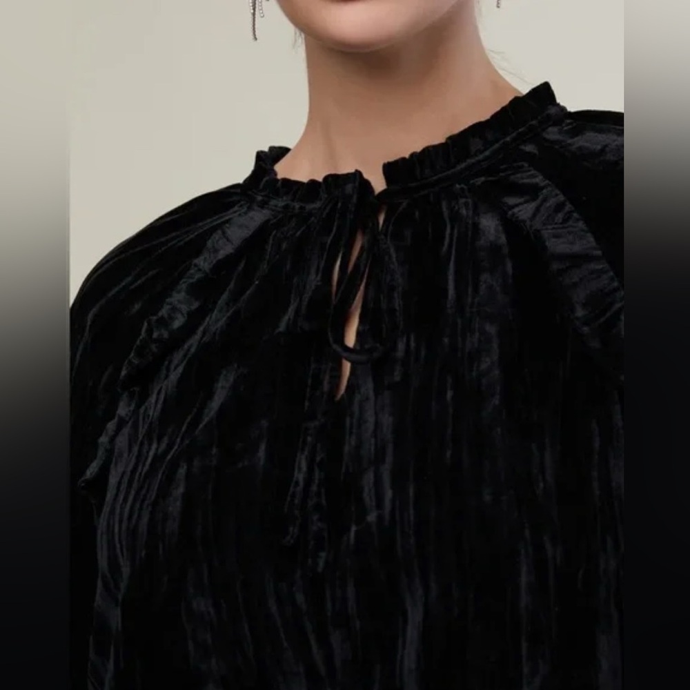 Rachel Parcell Black Velvet Blouse Small